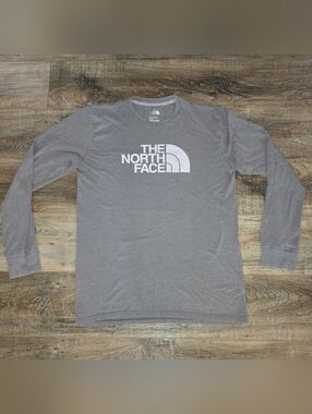 The North Face Gray Long Sleeve Logo Tee